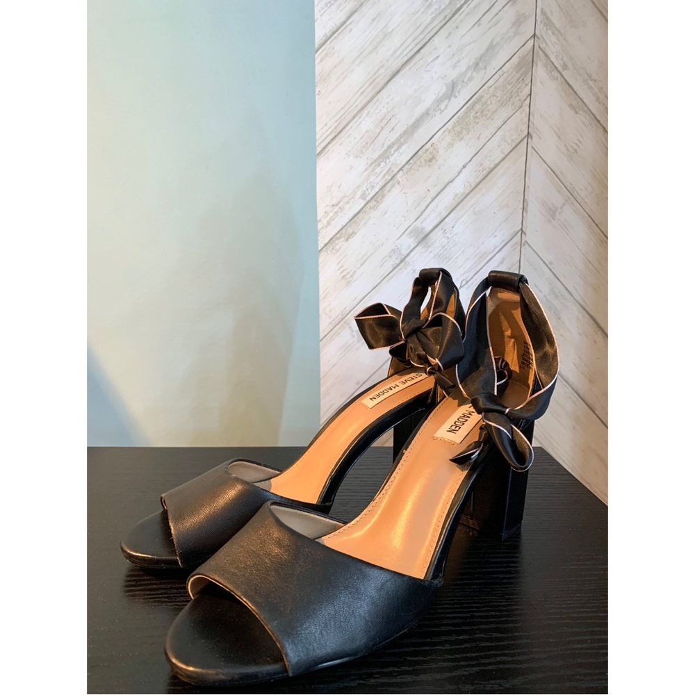 Steve Madden-  Black Leather Open Toe Heel